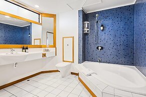 Quality Hotel Lincoln Green