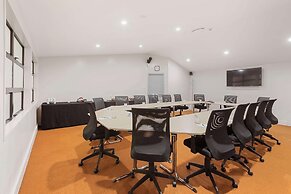 Quality Hotel Lincoln Green