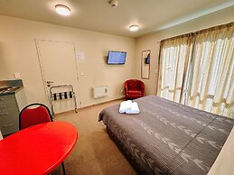 Bealey Avenue Motel