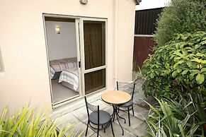 Bealey Avenue Motel