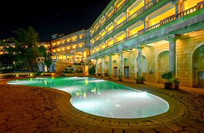 Lagoona Resort