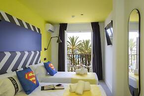 Casual Pop Art Hotel