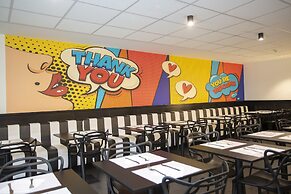 Casual Pop Art Hotel