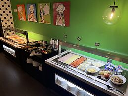 Casual Pop Art Hotel