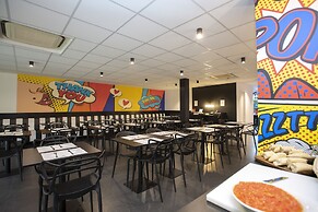 Casual Pop Art Hotel