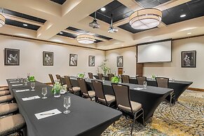 The Oxford Hotel Bend