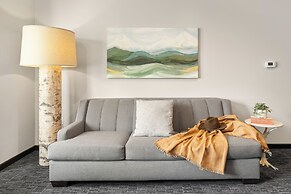 The Oxford Hotel Bend