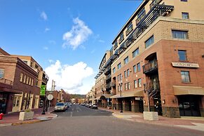 The Oxford Hotel Bend