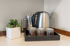 The Oxford Hotel Bend