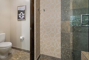 The Oxford Hotel Bend