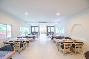 Ocean Breeze Resort Khao Lak
