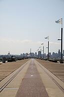 Pinnacle Hotel at the Pier