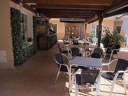 Aguilas de los Collados