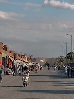 Riad Lapis-Lazuli