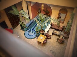Riad Lapis-Lazuli