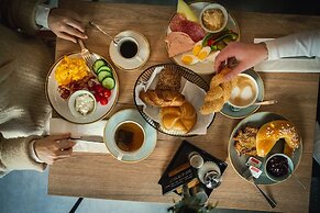 Levy's Rooms & Breakfast