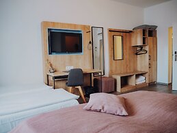 Levy's Rooms & Breakfast