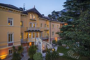 Villa Italia Luxury Suites and Apartments