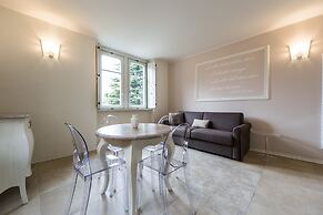 Villa Italia Luxury Suites and Apartments