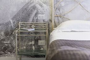 Villa Italia Luxury Suites and Apartments