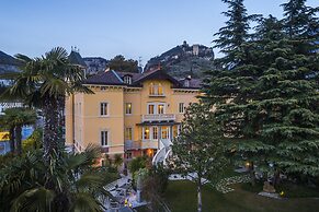 Villa Italia Luxury Suites and Apartments