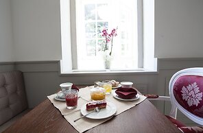 Villa Italia Luxury Suites and Apartments