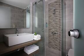 Paradise Hotel Corfu