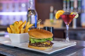 Cambria Hotel Ft Lauderdale, Airport South & Cruise Port