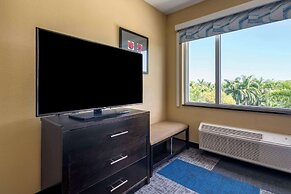 Cambria Hotel Ft Lauderdale, Airport South & Cruise Port