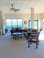 D'Monaco Luxury Resort