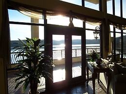 D'Monaco Luxury Resort