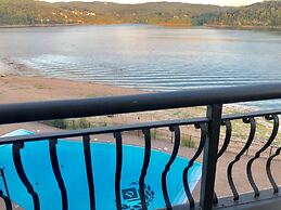 D'Monaco Luxury Resort