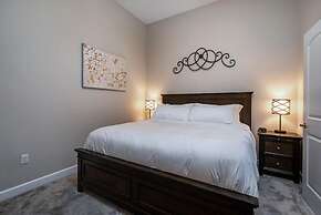 D'Monaco Luxury Resort