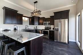 D'Monaco Luxury Resort