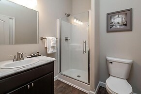 D'Monaco Luxury Resort