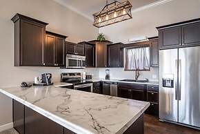 D'Monaco Luxury Resort