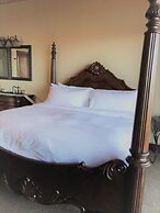 D'Monaco Luxury Resort