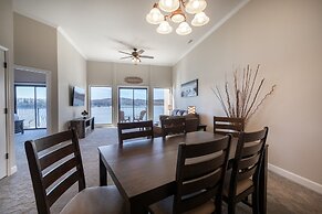 D'Monaco Luxury Resort