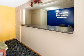 Rodeway Inn & Suites