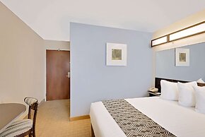 Microtel Inn & Suites by Wyndham Geneva