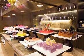 Courtyard by Marriott Gurugram Downtown