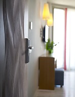 Kyma Suites Beach Hotel