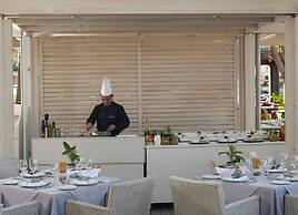 Kyma Suites Beach Hotel