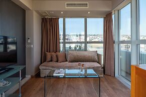 Kyma Suites Beach Hotel