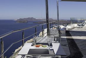 Caldera's Dolphin Suites