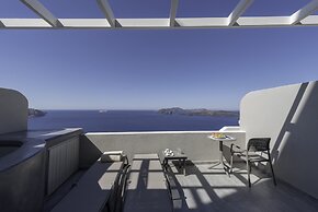 Caldera's Dolphin Suites