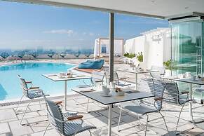 Caldera's Dolphin Suites