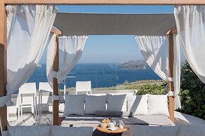 Caldera's Dolphin Suites