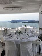 Caldera's Dolphin Suites