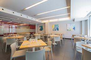 Hotel Granada by Pierre & Vacances